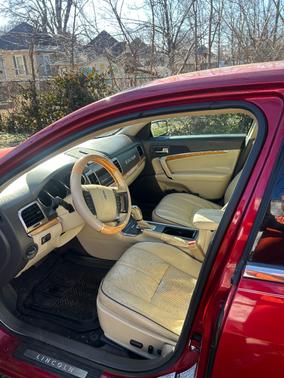 2012 Lincoln MKZ Base