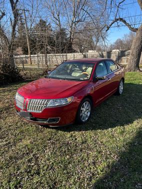 2012 Lincoln MKZ Base