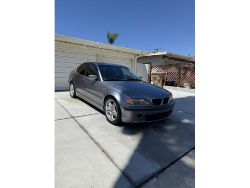 2003 BMW 330 i