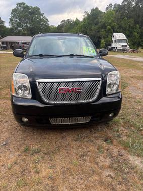 Black 2010 GMC Yukon XL Denali