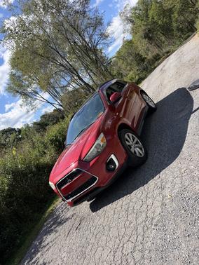 Red 2015 Mitsubishi Outlander Sport SE