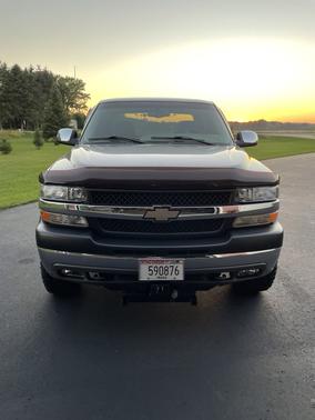 2002 Chevrolet Silverado 2500 LS H/D Crew Cab