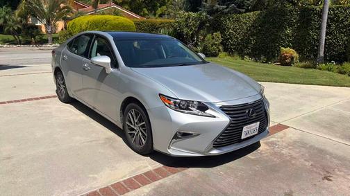 Silver 2017 Lexus ES 350 Base