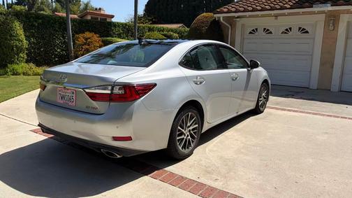 Silver 2017 Lexus ES 350 Base