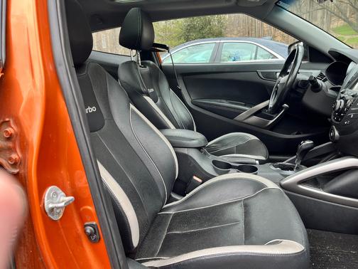 2013 Hyundai Veloster Turbo