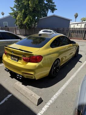 Gold 2017 BMW M4 Base