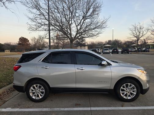 Silver 2019 Chevrolet Equinox 1LT