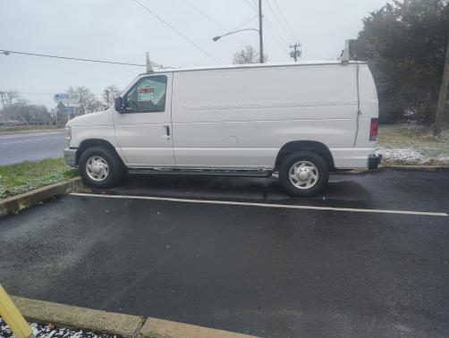 2010 Ford E250 Base