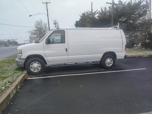2010 Ford E250 Base