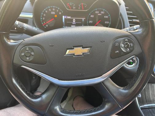 Gray 2019 Chevrolet Impala 1LT