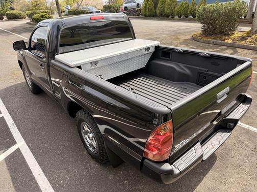Black 2006 Toyota Tacoma Base