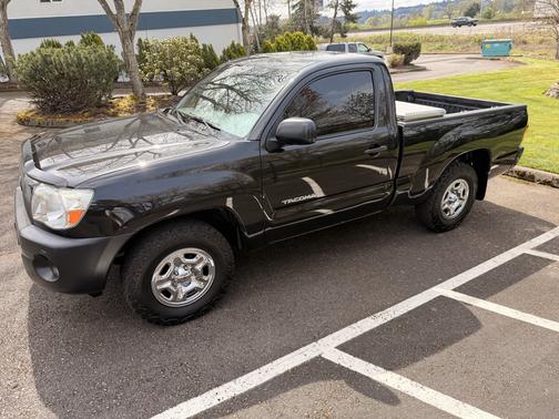 Black 2006 Toyota Tacoma Base