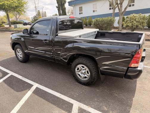 Black 2006 Toyota Tacoma Base