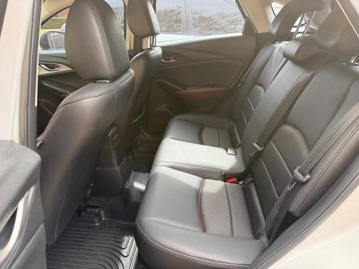 White 2017 Mazda CX-3 Touring