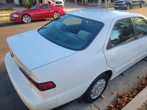 1998 Toyota Camry LE