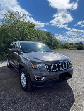 Gray 2020 Jeep Grand Cherokee Laredo
