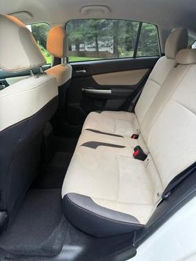 White 2016 Subaru Crosstrek 2.0i Premium