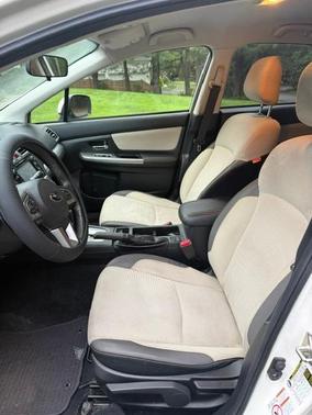 White 2016 Subaru Crosstrek 2.0i Premium