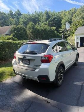 White 2016 Subaru Crosstrek 2.0i Premium