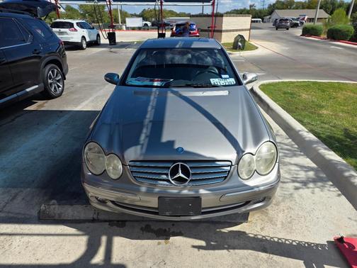 Silver 2004 Mercedes-Benz CLK-Class 320