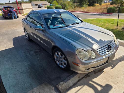 Silver 2004 Mercedes-Benz CLK-Class 320