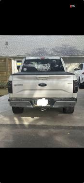 White 2016 Ford F-150 Lariat