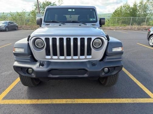 Silver 2018 Jeep Wrangler Unlimited Sport S