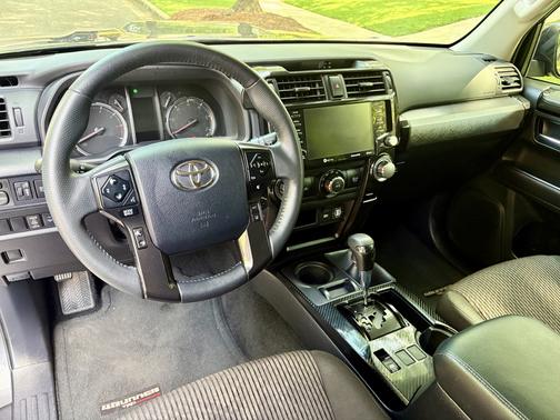 2022 Toyota 4Runner TRD Off Road