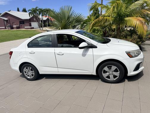 White 2018 Chevrolet Sonic LS