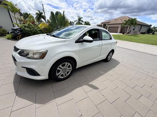 White 2018 Chevrolet Sonic LS