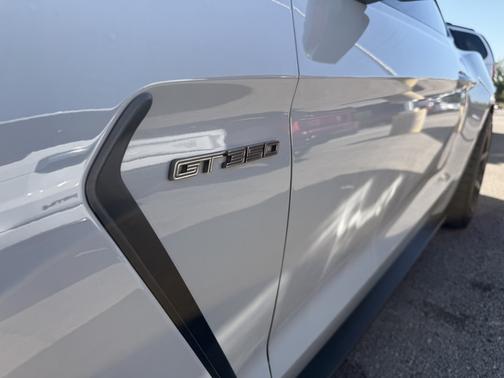 2016 Ford Shelby GT350 Base