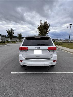 White 2020 Jeep Grand Cherokee Summit