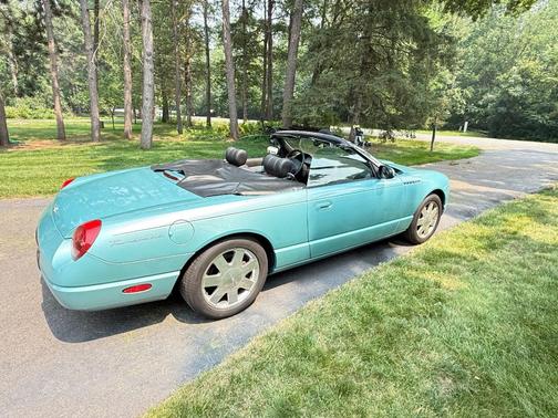 Blue 2002 Ford Thunderbird Premium