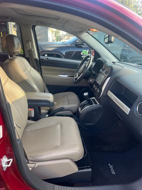 Red 2015 Jeep Compass Latitude