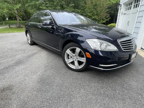 2010 Mercedes-Benz S-Class S 550