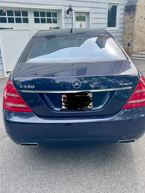 2010 Mercedes-Benz S-Class S 550