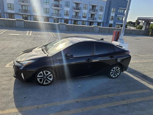 2016 Toyota Prius Four