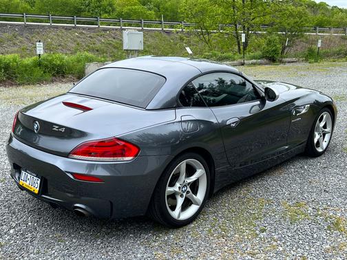 Gray 2015 BMW Z4 sDrive35is