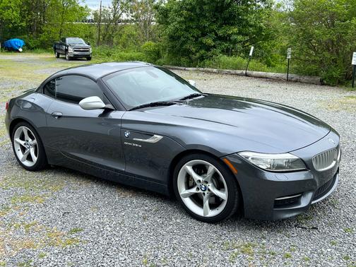 Gray 2015 BMW Z4 sDrive35is