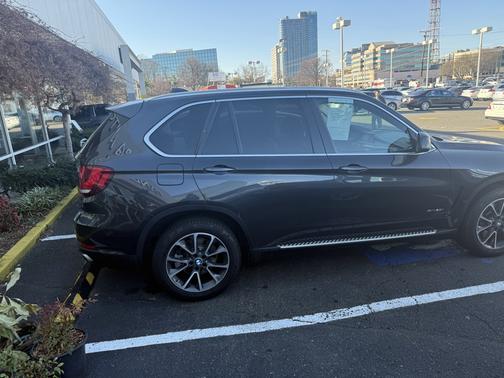 Gray 2014 BMW X5 xDrive50i