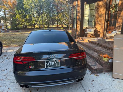 2015 Audi S8 4.0T