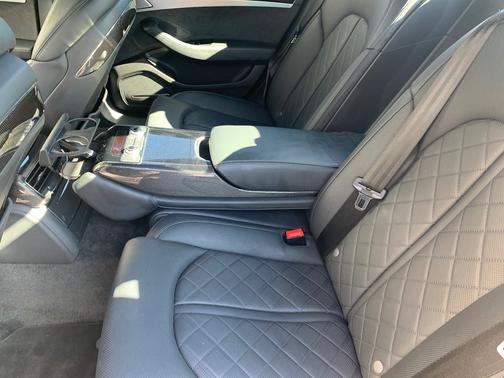 2015 Audi S8 4.0T