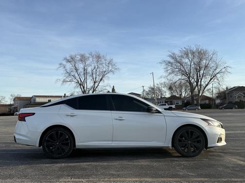 2019 Nissan Altima 2.5 SR