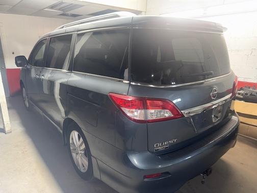 Gray 2012 Nissan Quest SL