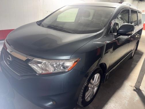 Gray 2012 Nissan Quest SL