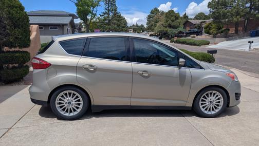 Beige 2015 Ford C-Max Hybrid SEL