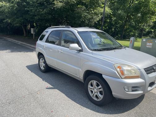 Gray 2008 Kia Sportage EX