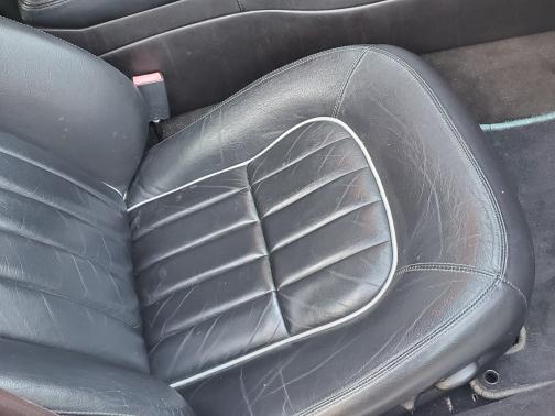 2002 Jaguar XJ8 Base