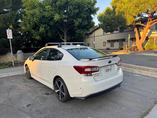 White 2018 Subaru Impreza 2.0i Sport