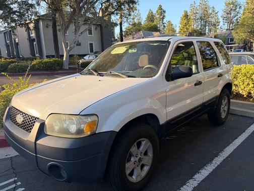 2005 Ford Escape XLT